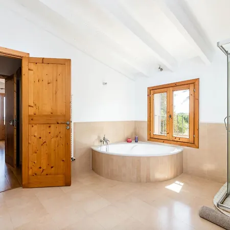 Yourhouse Es Fiters *