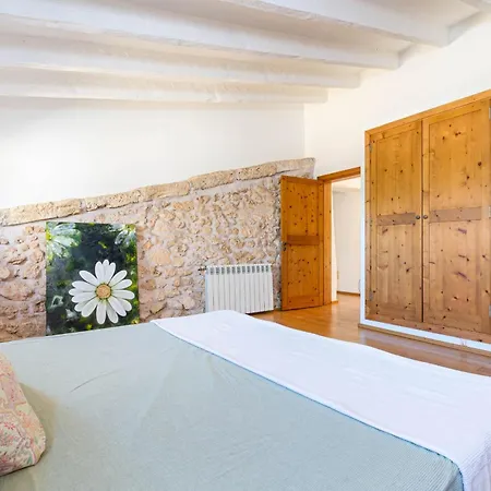 Yourhouse Es Fiters * Muro